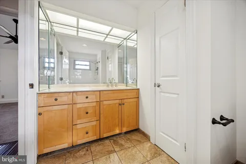 $725,000 | 4 Fairhaven Court, Cherry Hill, NJ 08003