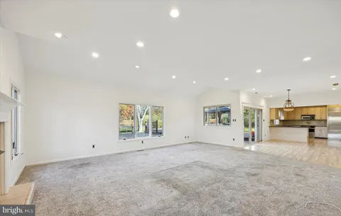 $725,000 | 4 Fairhaven Court, Cherry Hill, NJ 08003