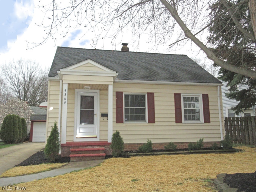 4309 Redding Road Cleveland, OH 44109 - Photo 1 of 21 Gallery Image 1