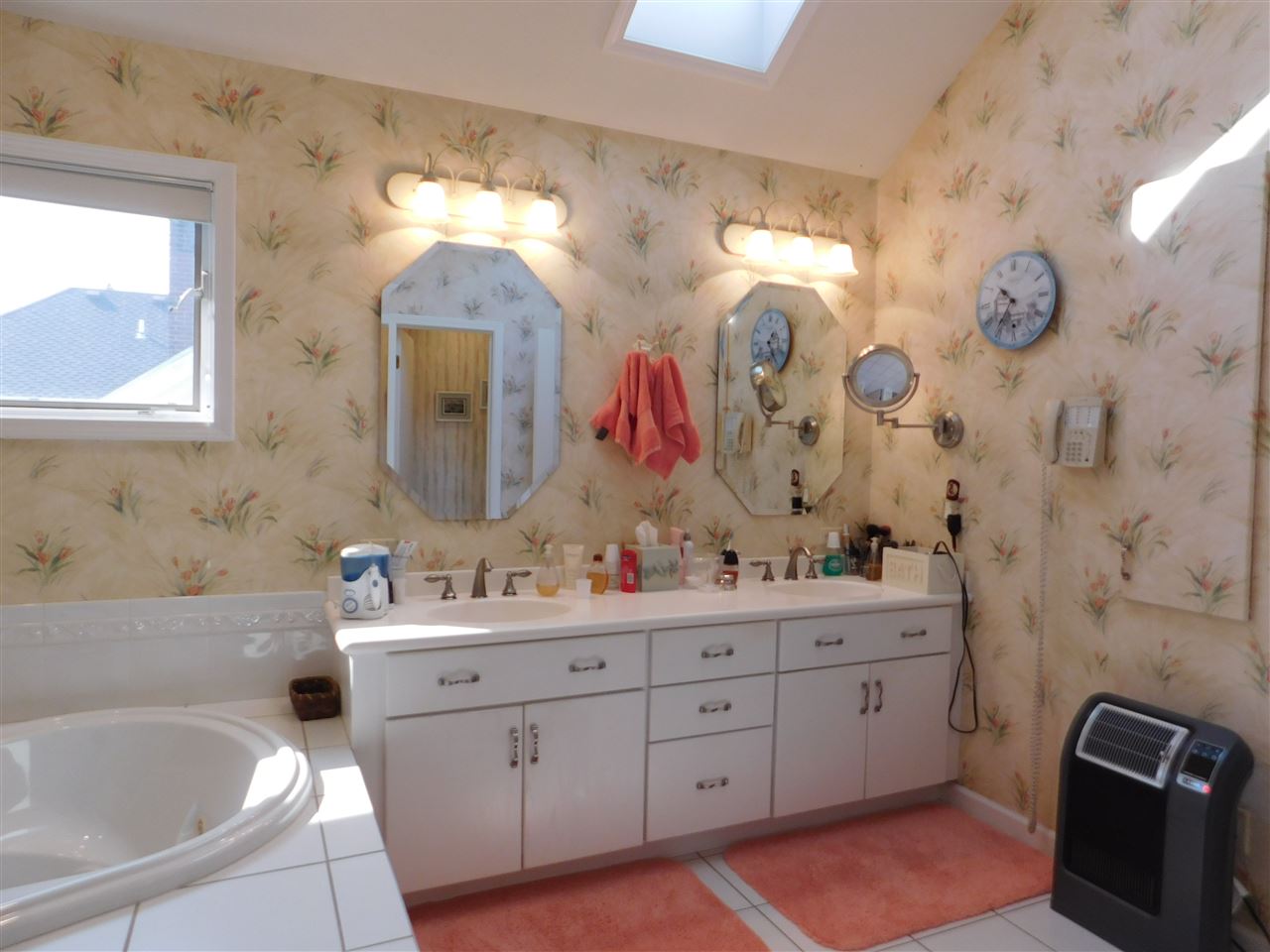 11717 North Ogden Point Road Syracuse, IN 46567 - Photo 22 of 32 Gallery Image 22