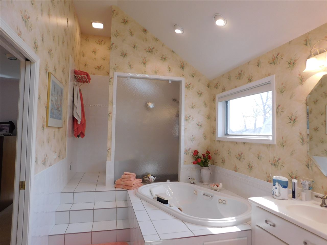11717 North Ogden Point Road Syracuse, IN 46567 - Photo 23 of 32 Gallery Image 23