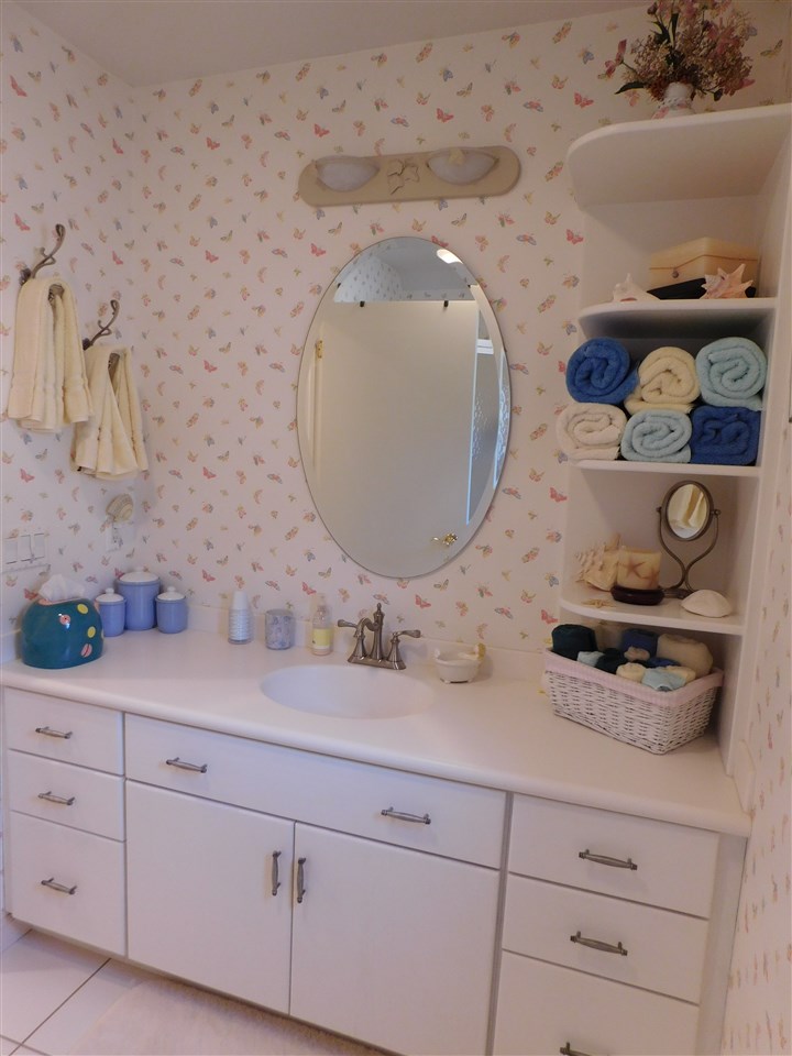 11717 North Ogden Point Road Syracuse, IN 46567 - Photo 27 of 32 Gallery Image 27
