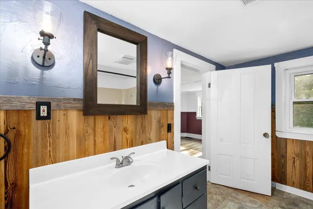 $250,000 | 1284 Route 10 North, Grantham, NH 03753