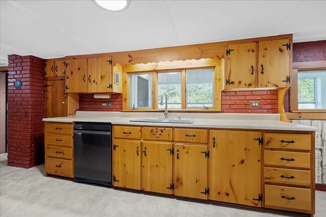 $250,000 | 1284 Route 10 North, Grantham, NH 03753