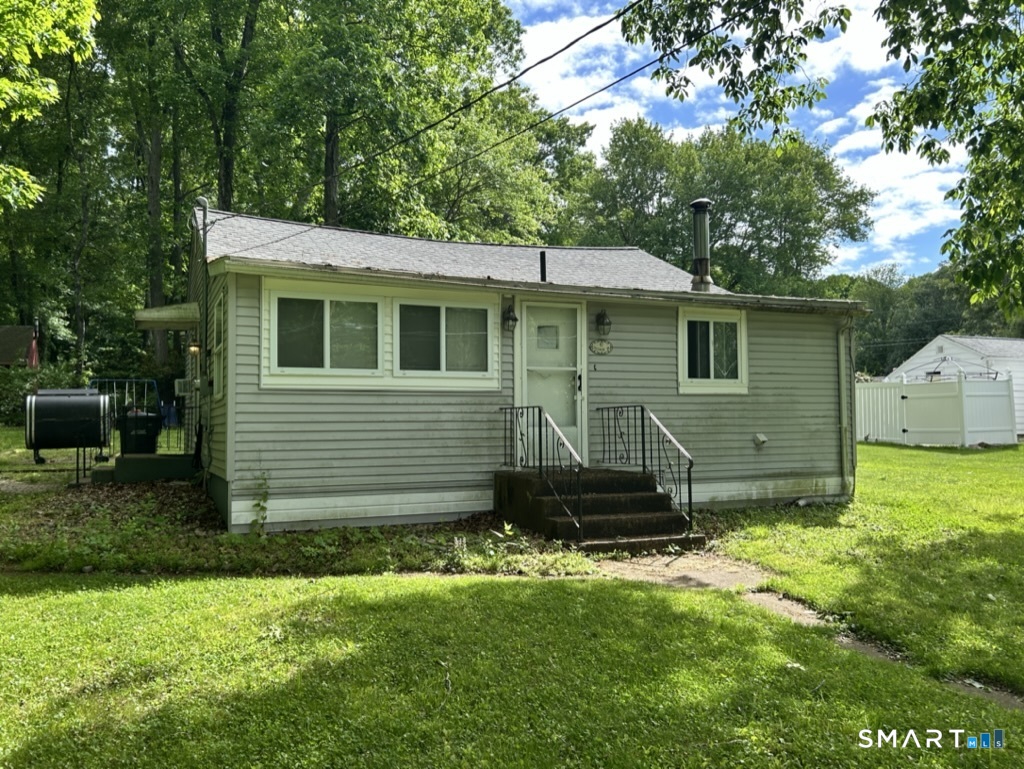 87 Edgemere Road Coventry, CT 06238 - Photo 1 of 9