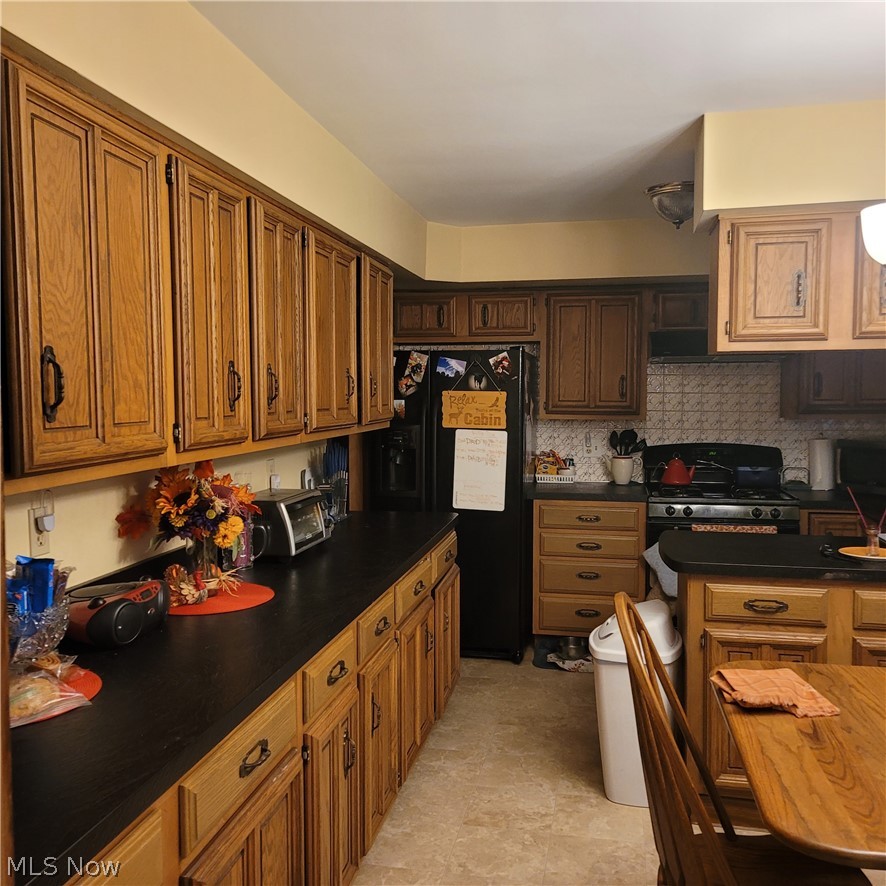 8151 Montello Road Independence, OH 44131 - Photo 9 of 30 Kitchen