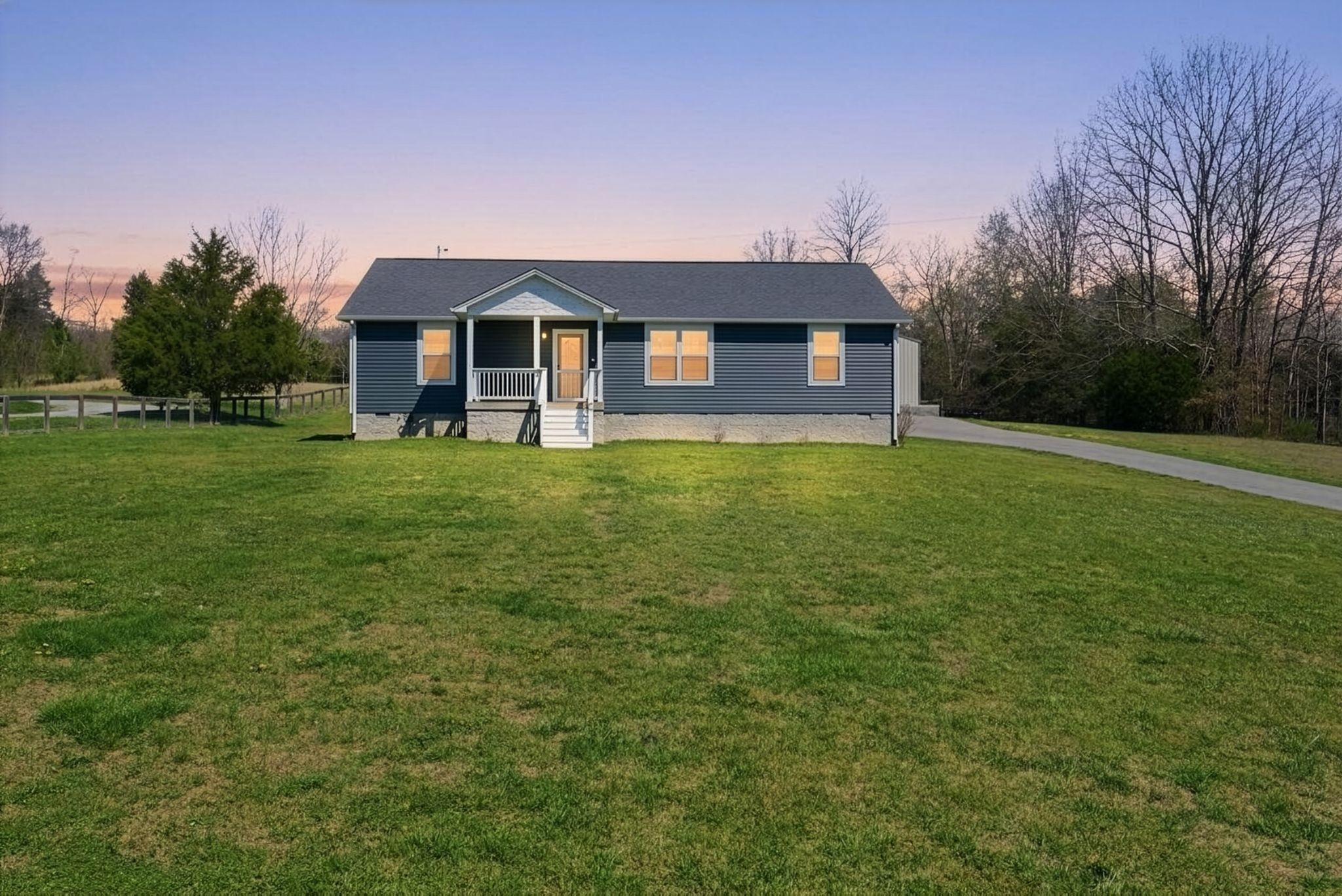 1041 Twin Creek Road Charlotte, TN 37036 - Photo 3 of 66