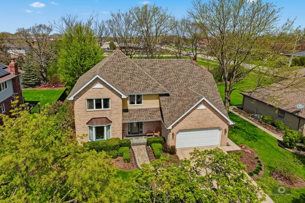 $695,000 | 1206 Arbor Drive, Lemont, IL 60439