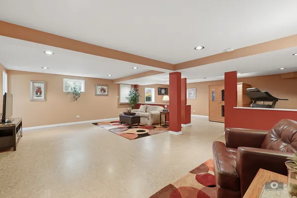 $695,000 | 1206 Arbor Drive, Lemont, IL 60439