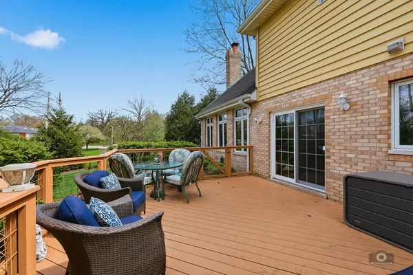 $695,000 | 1206 Arbor Drive, Lemont, IL 60439