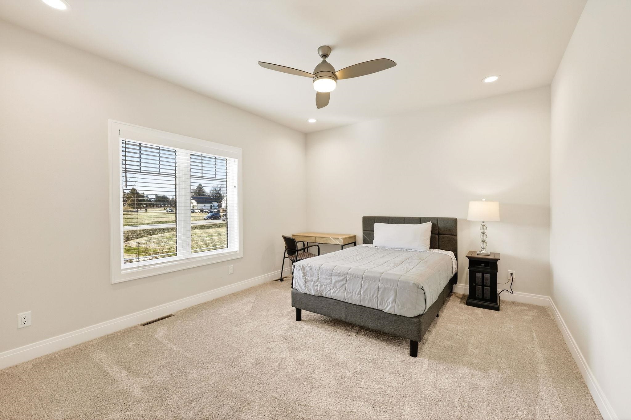 7576 Colonial Way Verona, WI 53593 - Photo 32 of 76