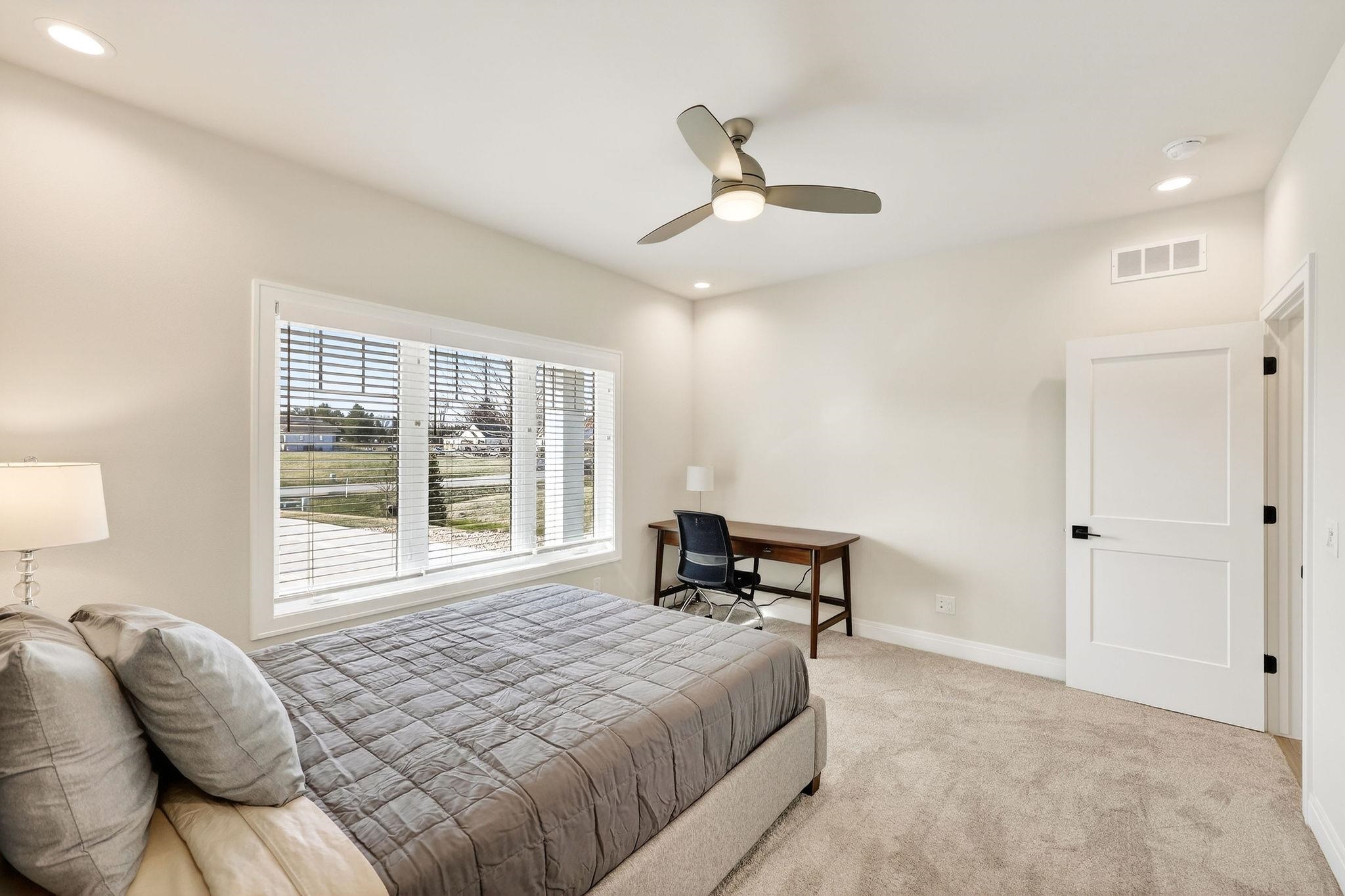 7576 Colonial Way Verona, WI 53593 - Photo 34 of 76