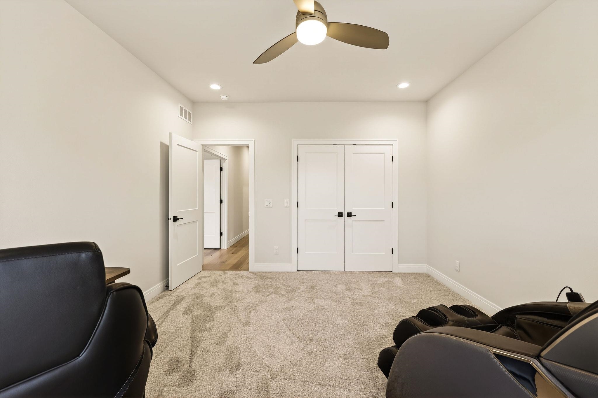 7576 Colonial Way Verona, WI 53593 - Photo 37 of 76