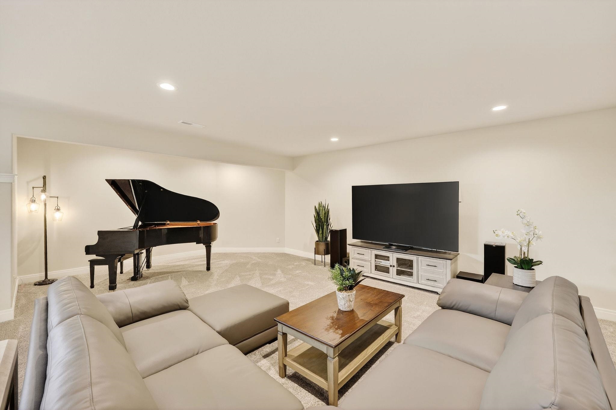 7576 Colonial Way Verona, WI 53593 - Photo 41 of 76