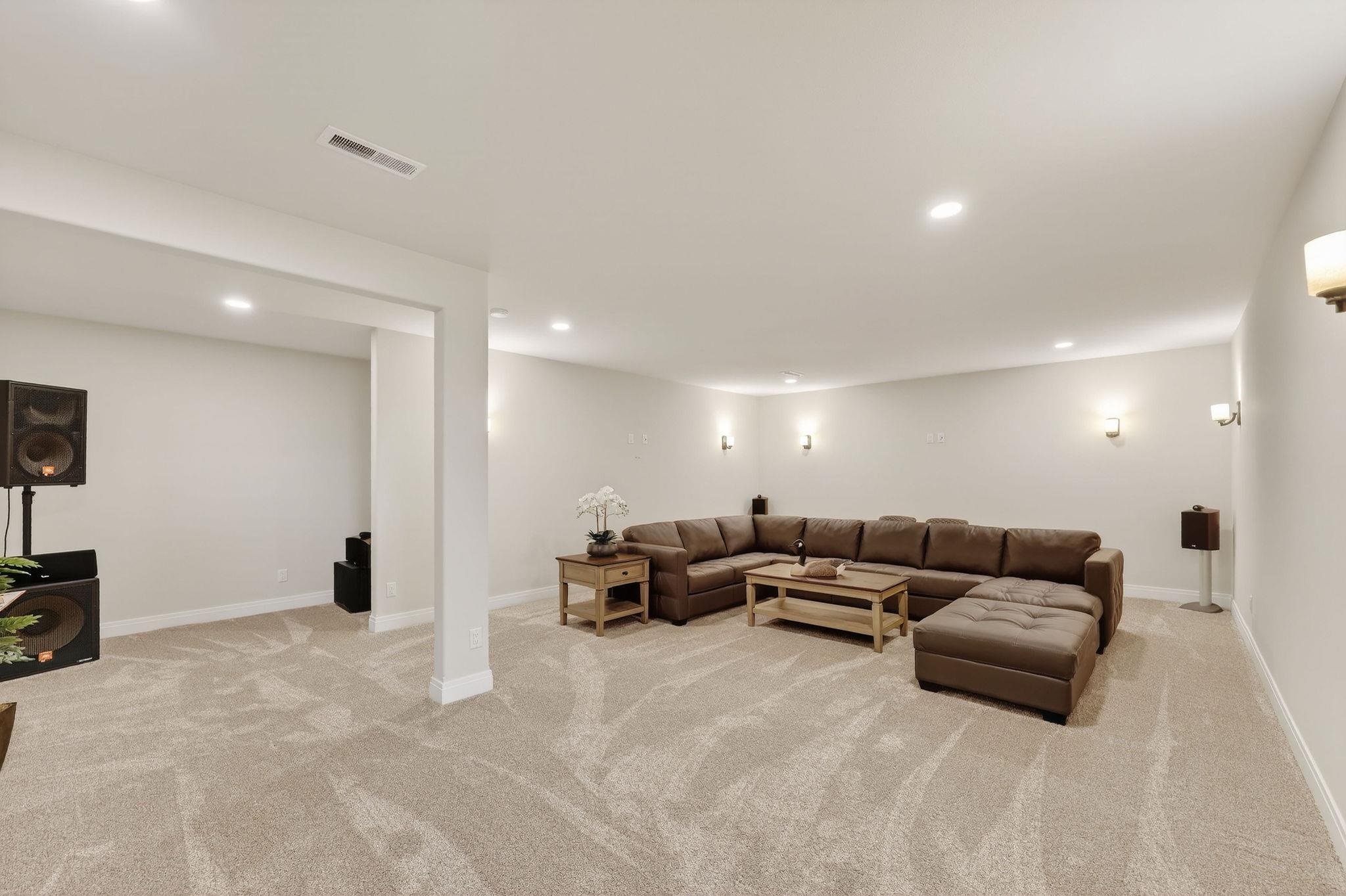 7576 Colonial Way Verona, WI 53593 - Photo 51 of 76