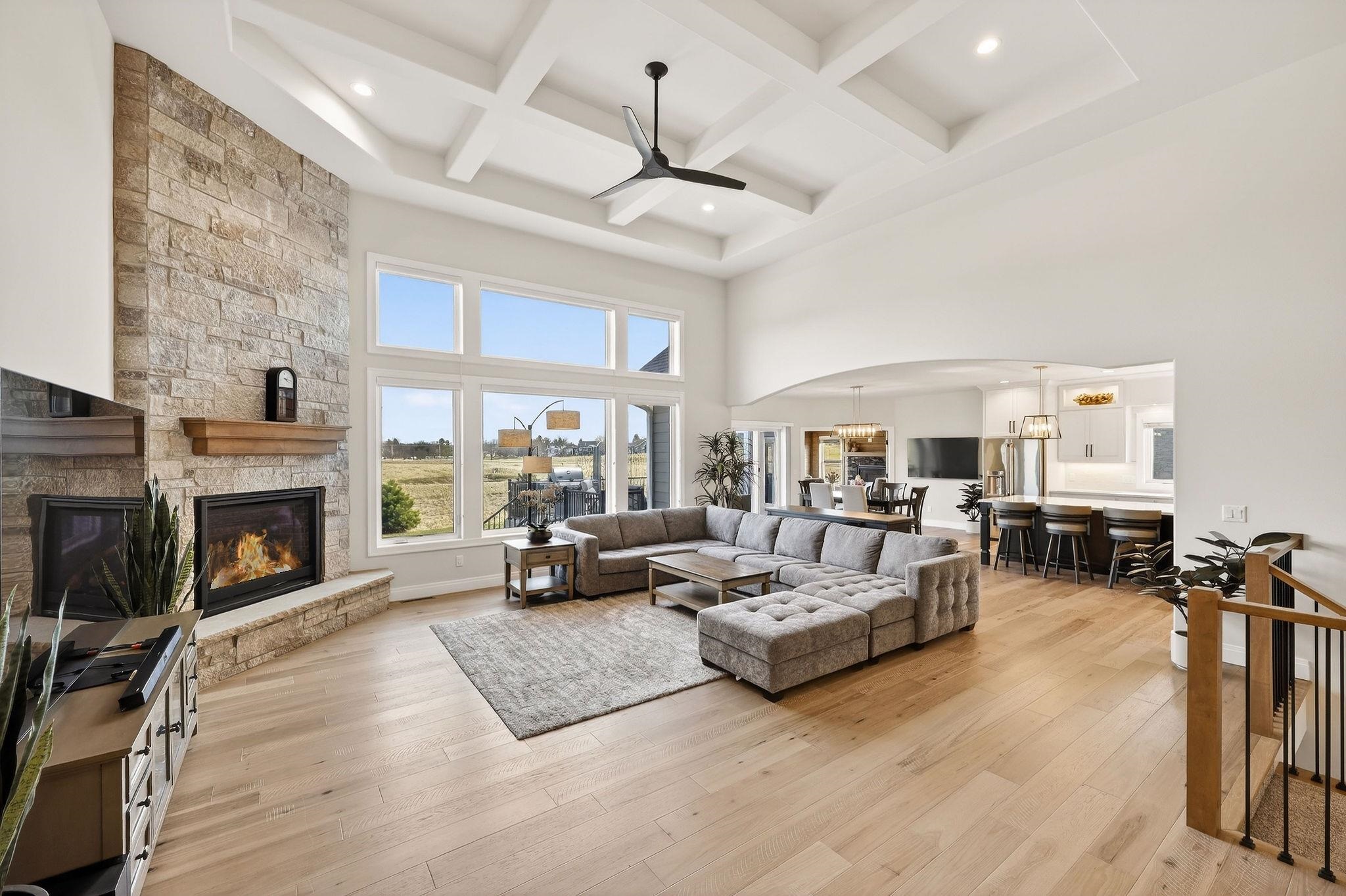 7576 Colonial Way Verona, WI 53593 - Photo 9 of 76