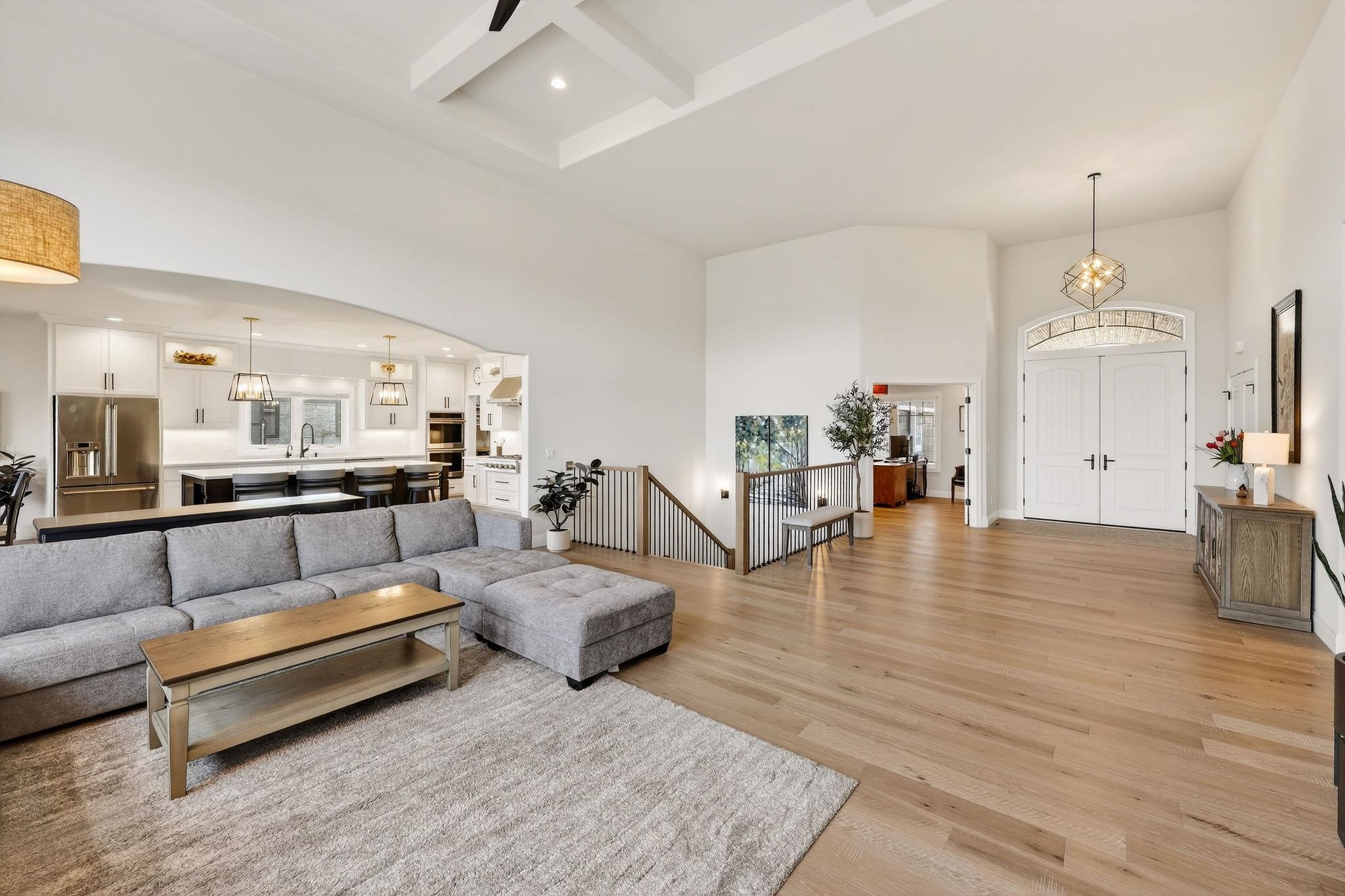 7576 Colonial Way Verona, WI 53593 - Photo 10 of 76