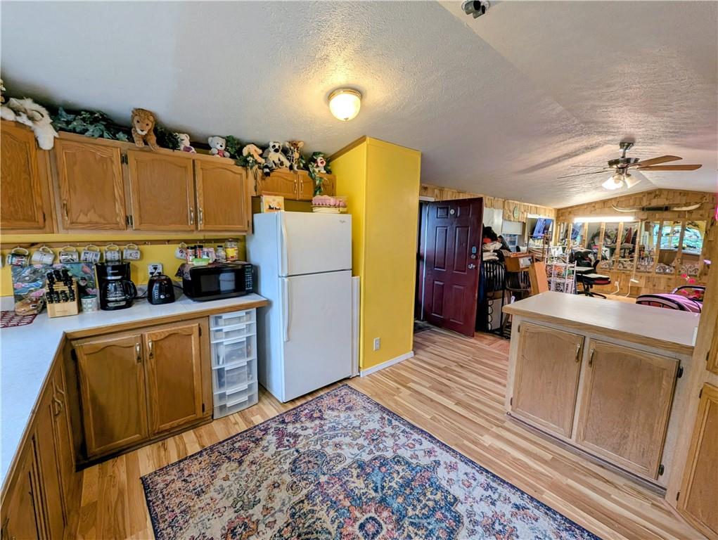 102 Aljuron Lane Prospect, PA 16052 - Photo 17 of 31