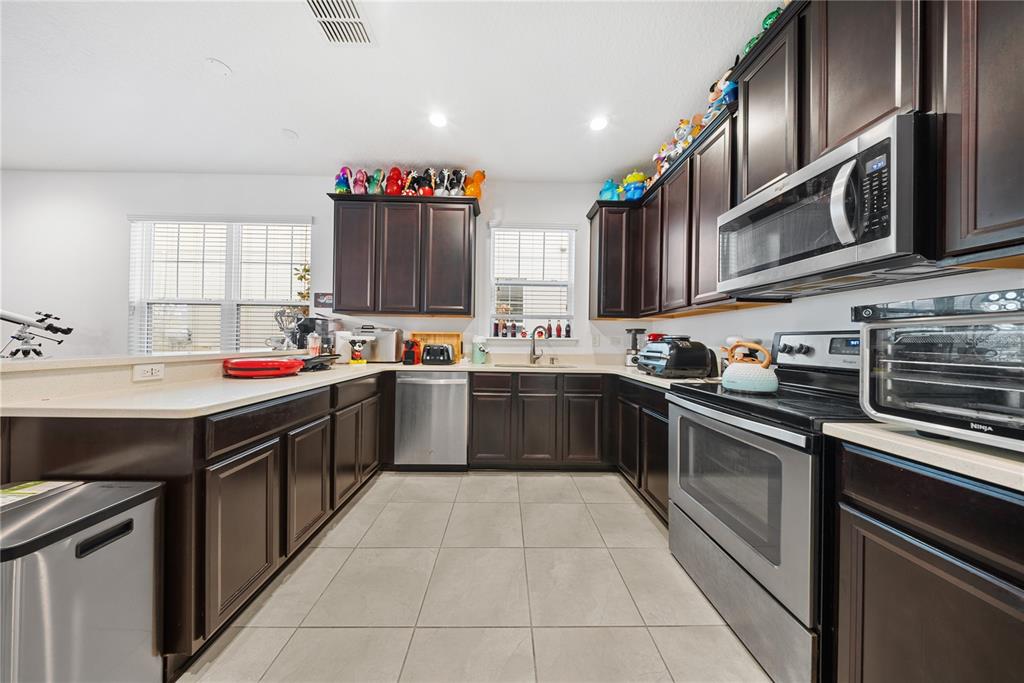 8648 Powder Ridge Trail Windermere, FL 34786 - Photo 12 of 40