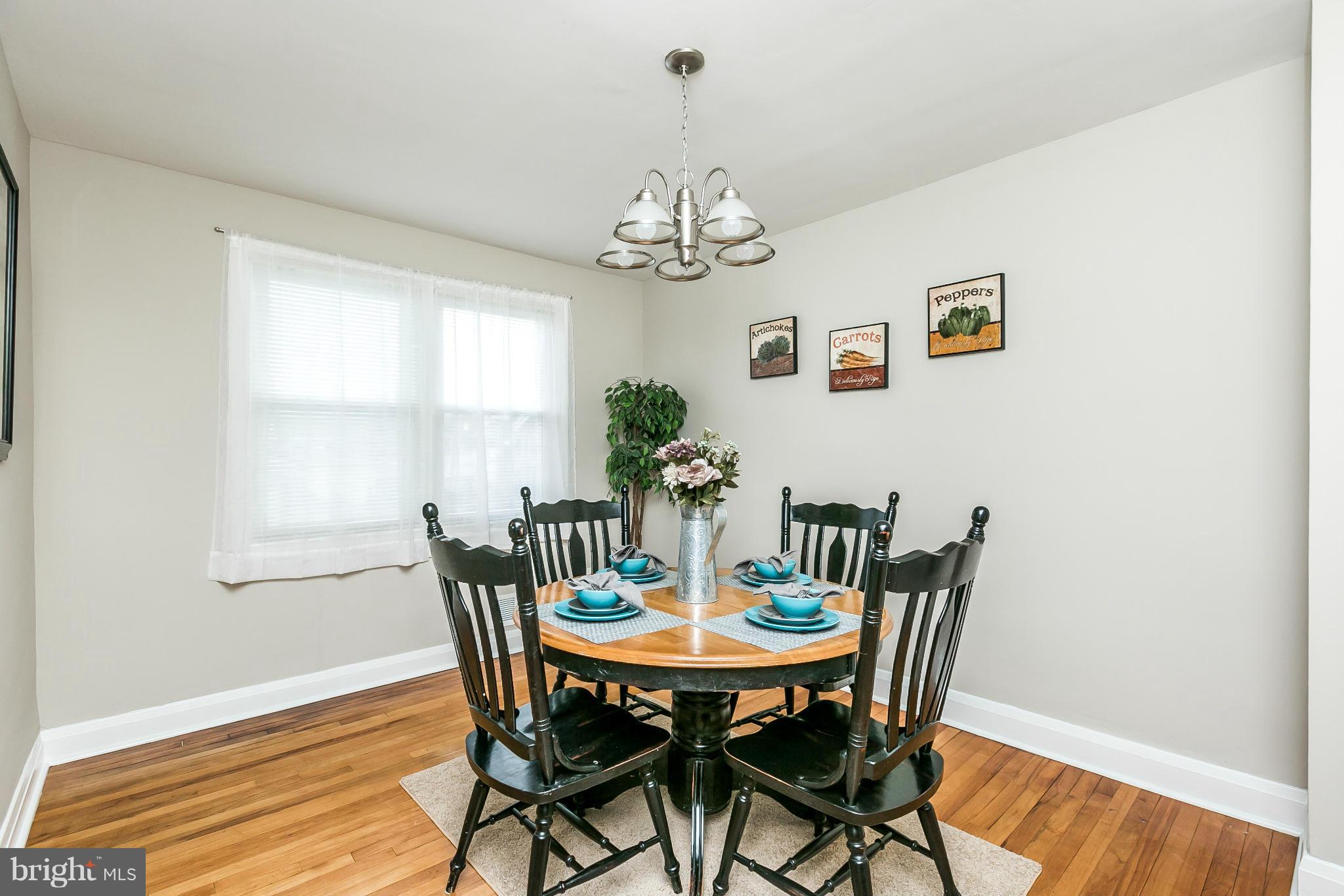 1838 Yakona Road Baltimore, MD 21234 - Photo 5 of 16 Dining Room