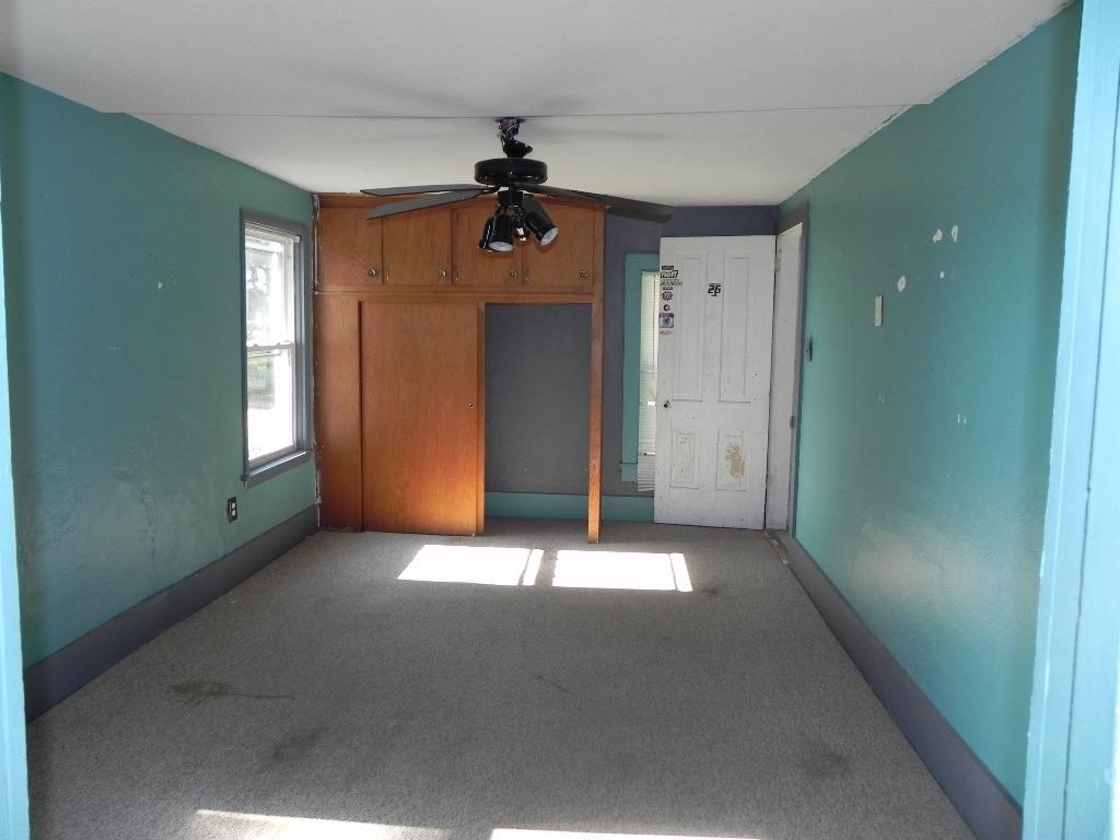 3032 East Brick School Road Freeport, IL 61032 - Photo 14 of 26 Gallery Image 14