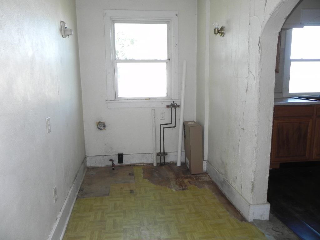 3032 East Brick School Road Freeport, IL 61032 - Photo 10 of 26 Gallery Image 10