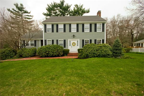 25 Albemarle Road Norwood, MA 02062 - Photo 1 of 26 Gallery Image 1