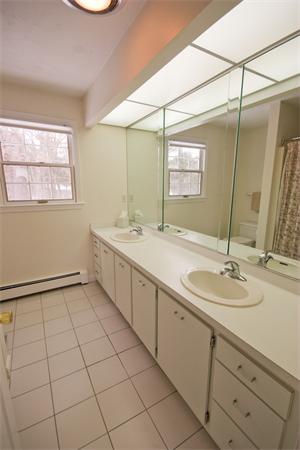 25 Albemarle Road Norwood, MA 02062 - Photo 18 of 26 Gallery Image 18