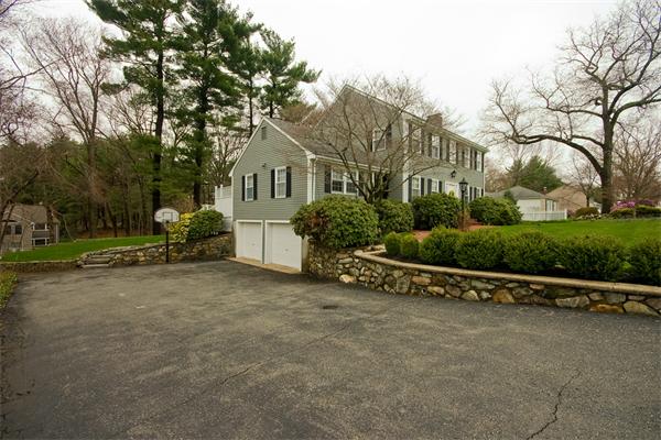 25 Albemarle Road Norwood, MA 02062 - Photo 2 of 26 Gallery Image 2
