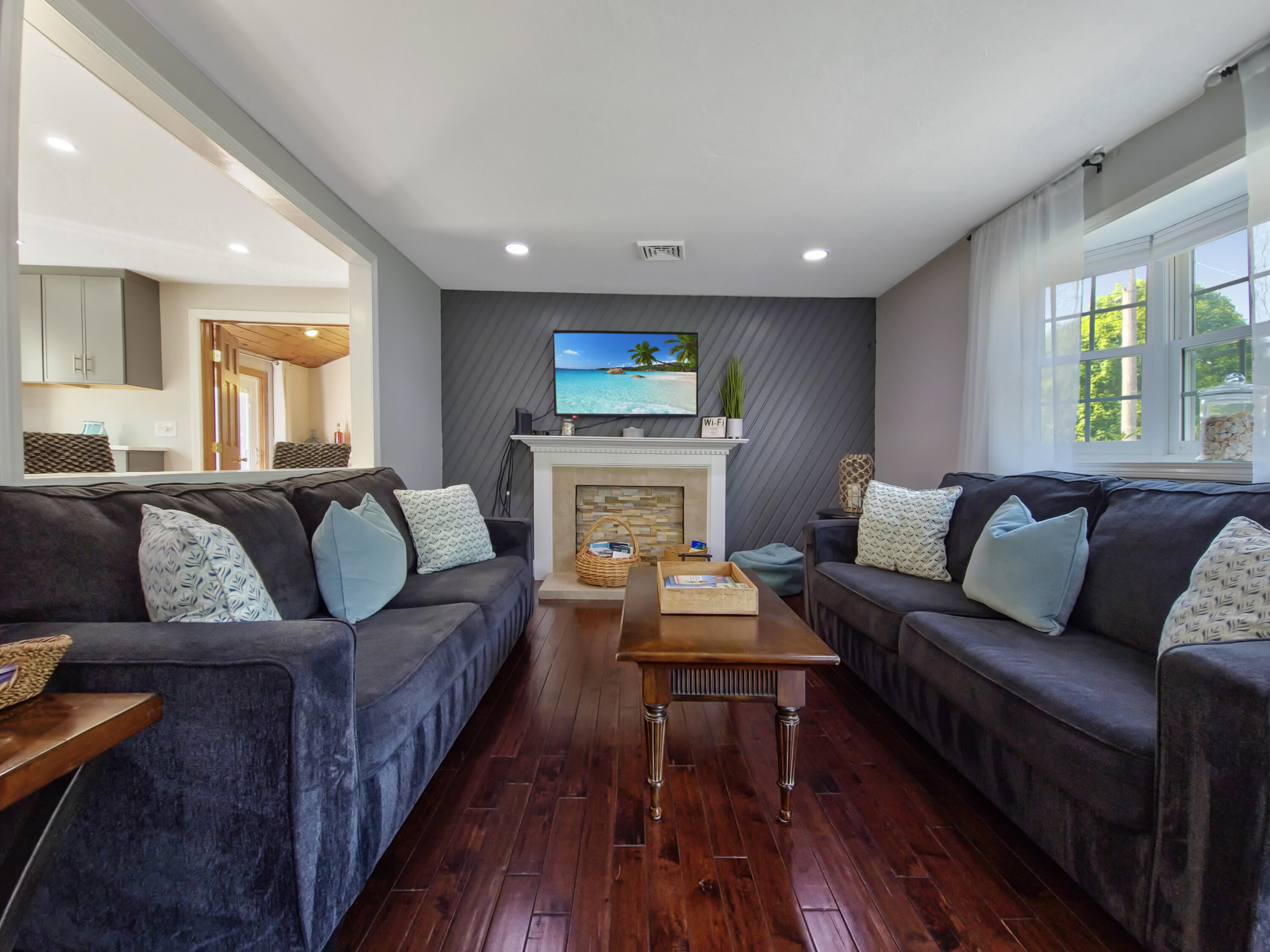 371 Megan Road Barnstable, MA 02601 - Photo 5 of 16 5