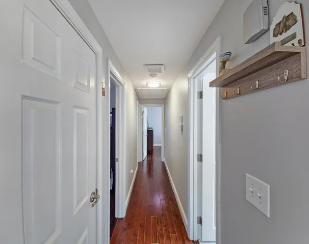 $1,975 | 371 Megan Road, Barnstable, MA 02601