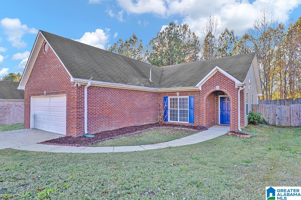 150 Gardenside Drive Alabaster, AL 35007 - Photo 1 of 14