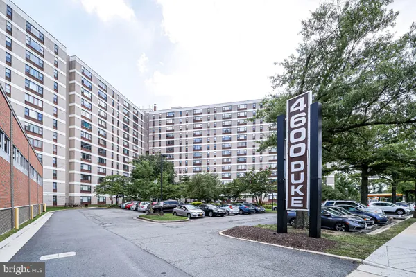 $2,500 | 4600 Duke Street, Unit 1613, Alexandria, VA 22304