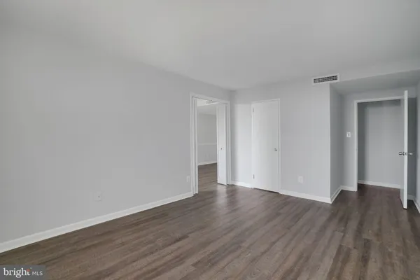 $2,500 | 4600 Duke Street, Unit 1613, Alexandria, VA 22304