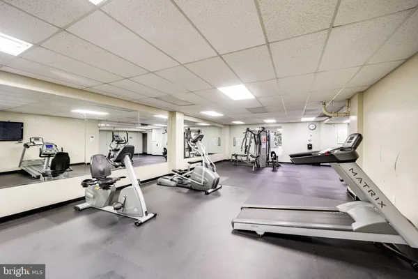 $2,500 | 4600 Duke Street, Unit 1613, Alexandria, VA 22304