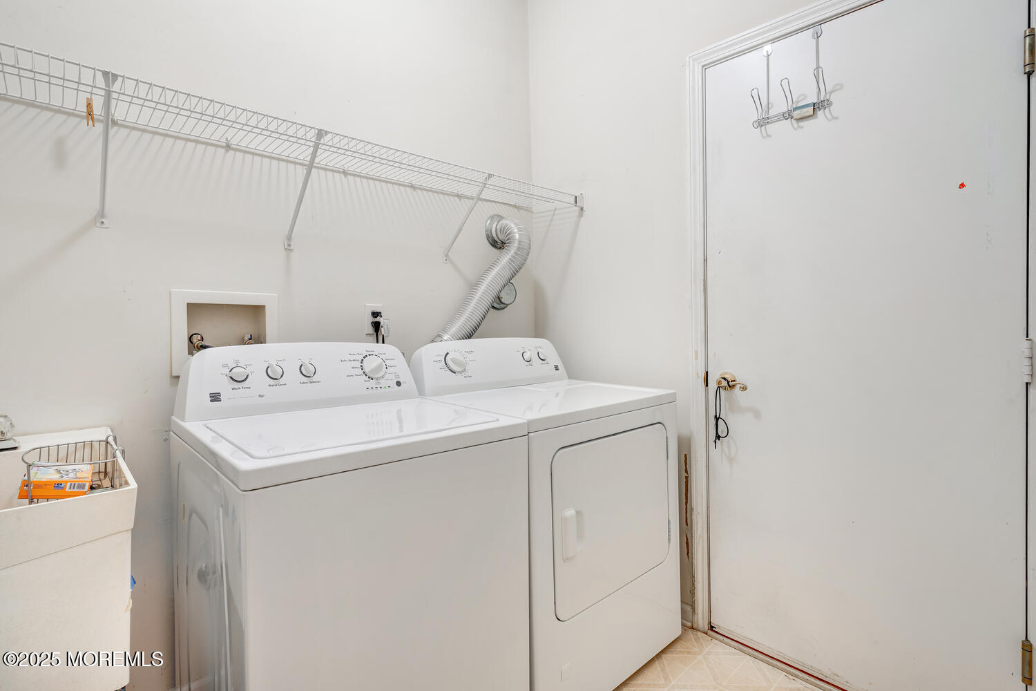 16 Seagull Drive Little Egg Harbor, NJ 08087 - Photo 6 of 27 a utility room with dryer and washer