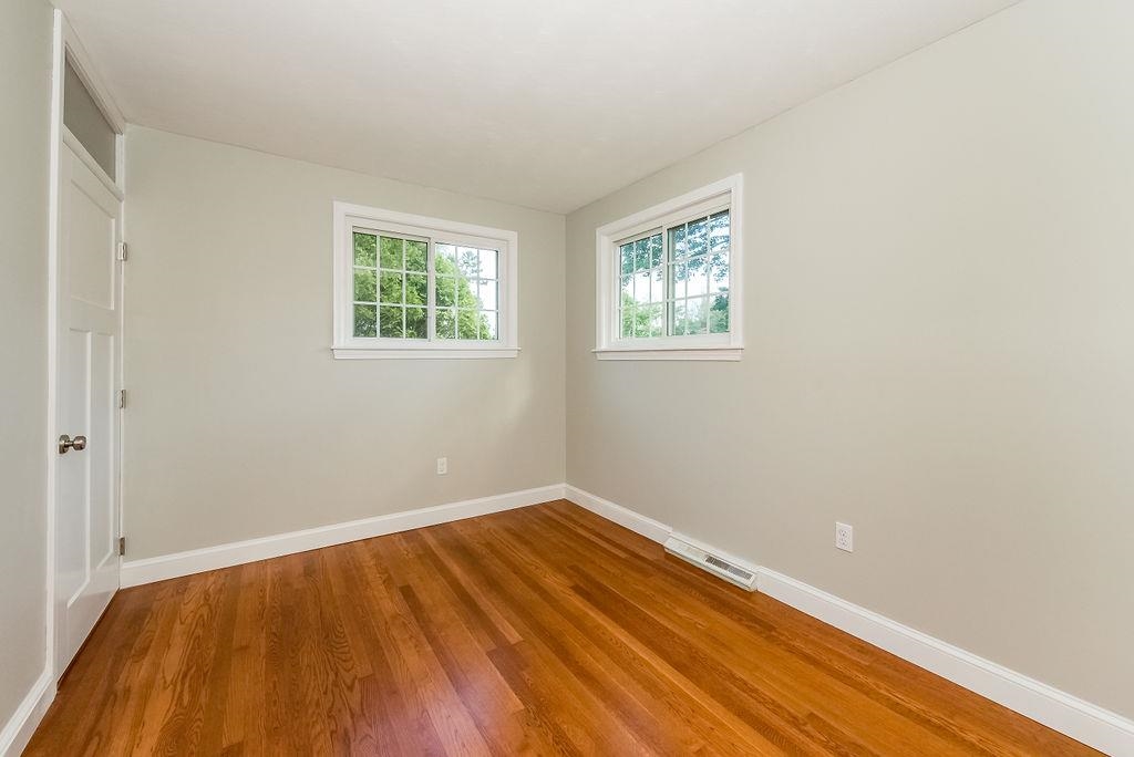 91 Spruce Lane Dover, NH 03820 - Photo 29 of 36