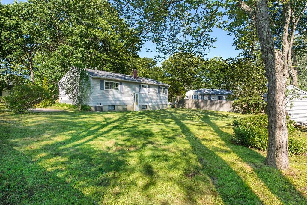 91 Spruce Lane Dover, NH 03820 - Photo 7 of 36