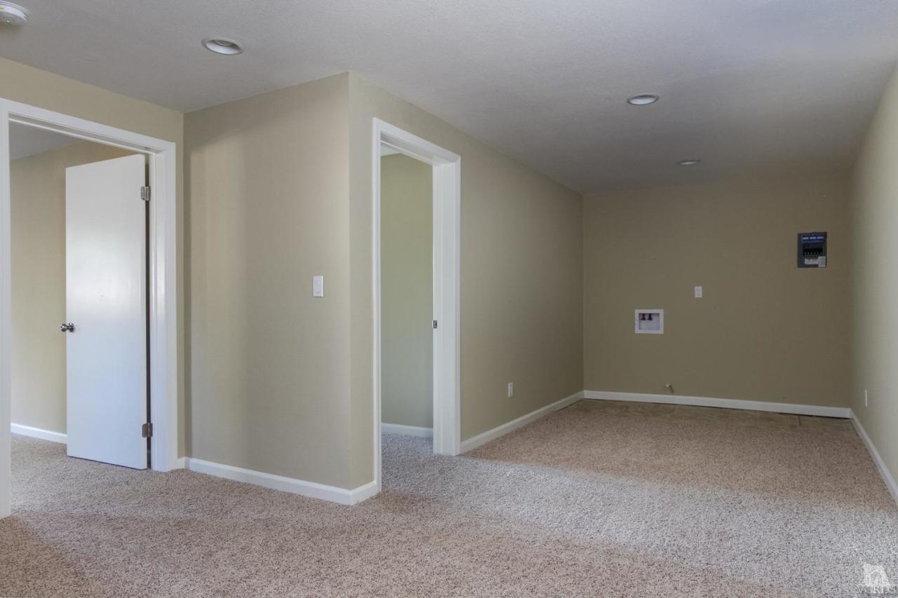 6647 Clear Springs Road Simi Valley, CA 93063 - Photo 13 of 16 Additional Photo