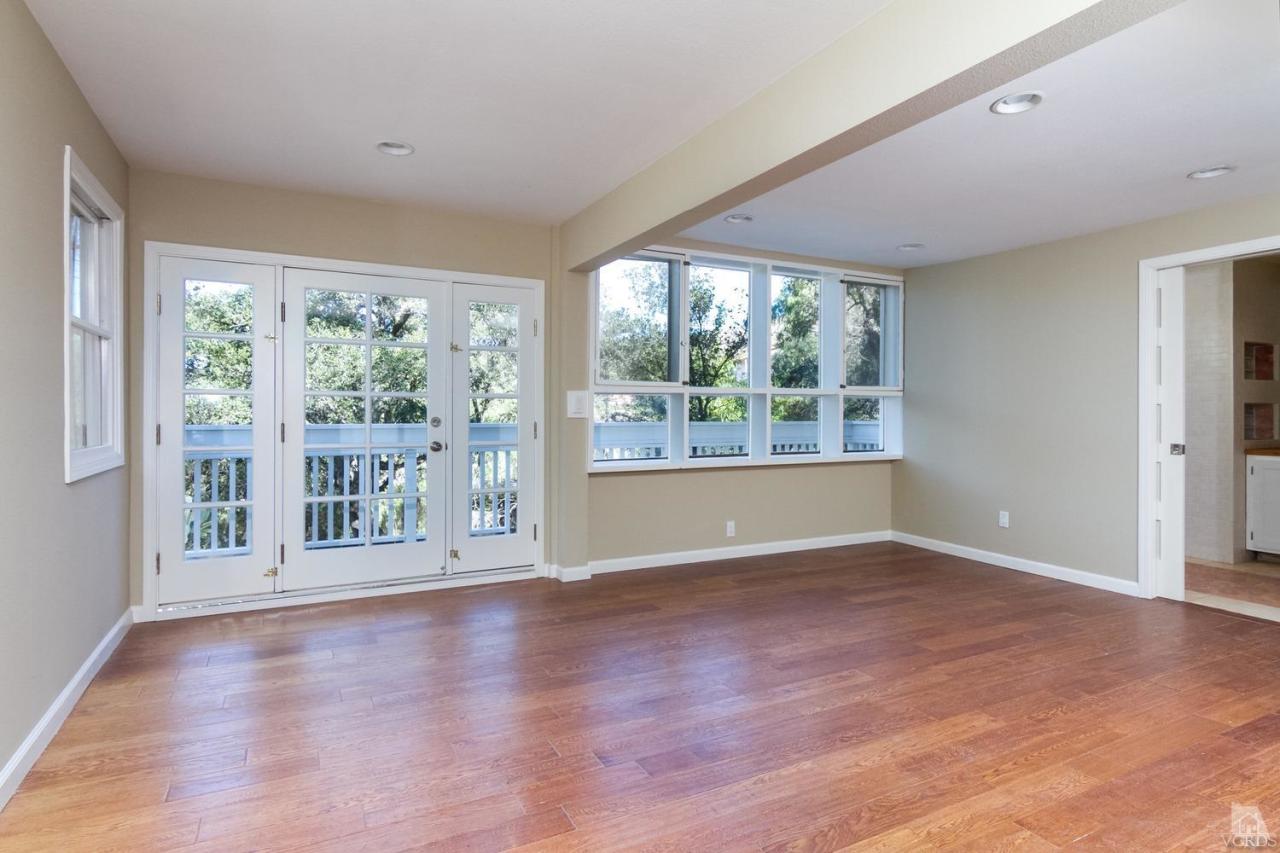 6647 Clear Springs Road Simi Valley, CA 93063 - Photo 3 of 16 Additional Photo