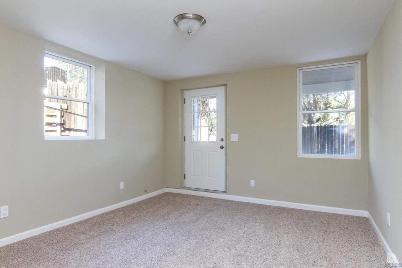 6647 Clear Springs Road Simi Valley, CA 93063 - Photo 9 of 16 Additional Photo