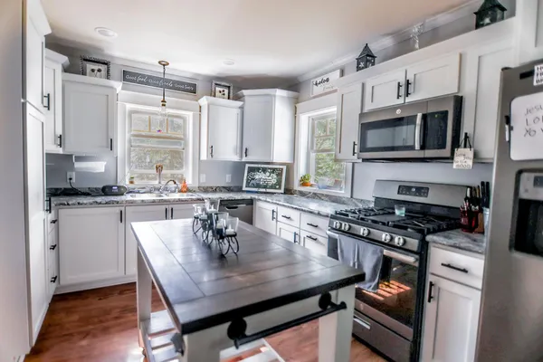 $279,900 | 419 East Centennial 84 Drive, New York Mills, MN 56567