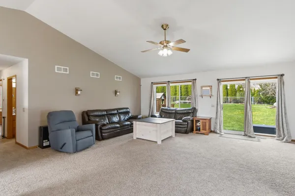 $299,900 | 1055 Goehl Road, Waterloo, WI 53594