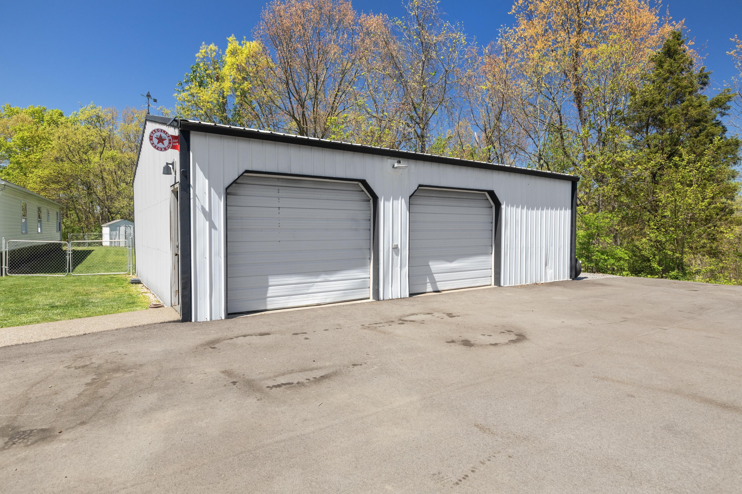 3715 Union Ridge Road Frankfort, KY 40601 - Photo 17 of 21 Detached Garage