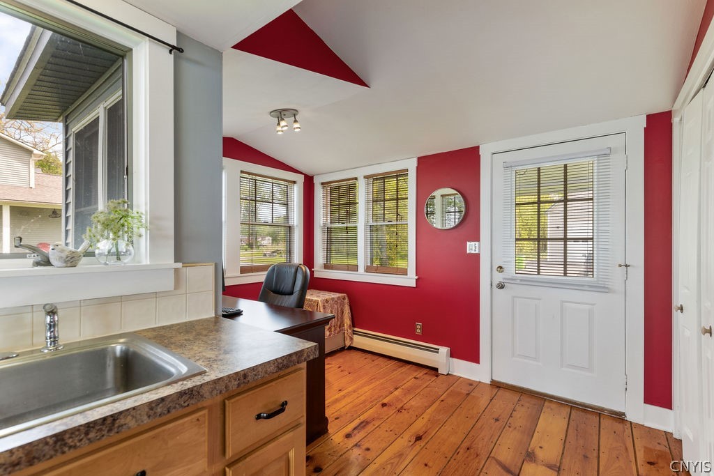 7649 Tuttle Road Cicero, NY 13030 - Photo 4 of 46