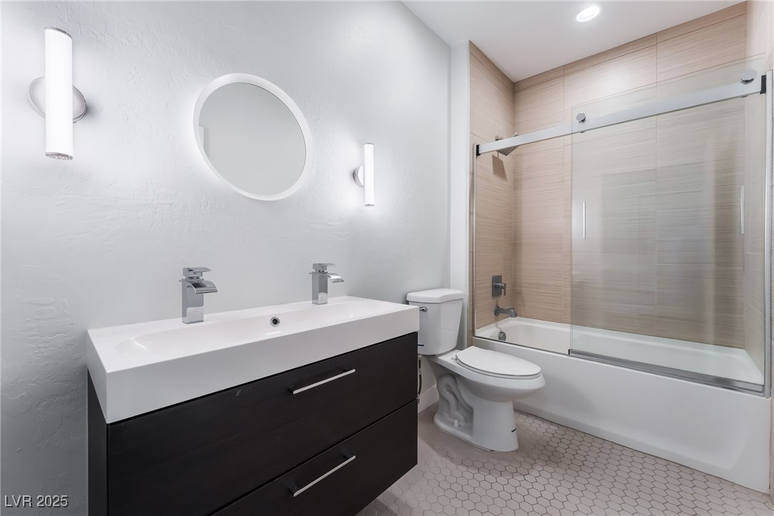 6868 Sky Pointe Drive, Unit 2021 Las Vegas, NV 89131 - Photo 25 of 34