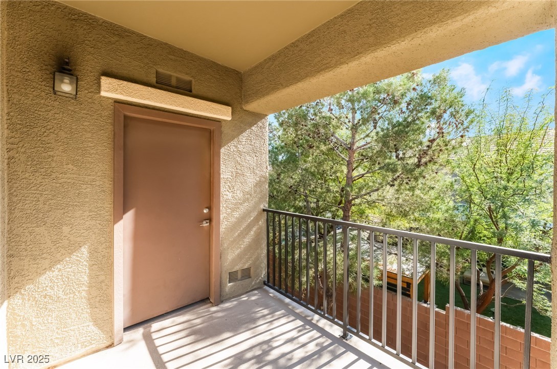 6868 Sky Pointe Drive, Unit 2021 Las Vegas, NV 89131 - Photo 31 of 34