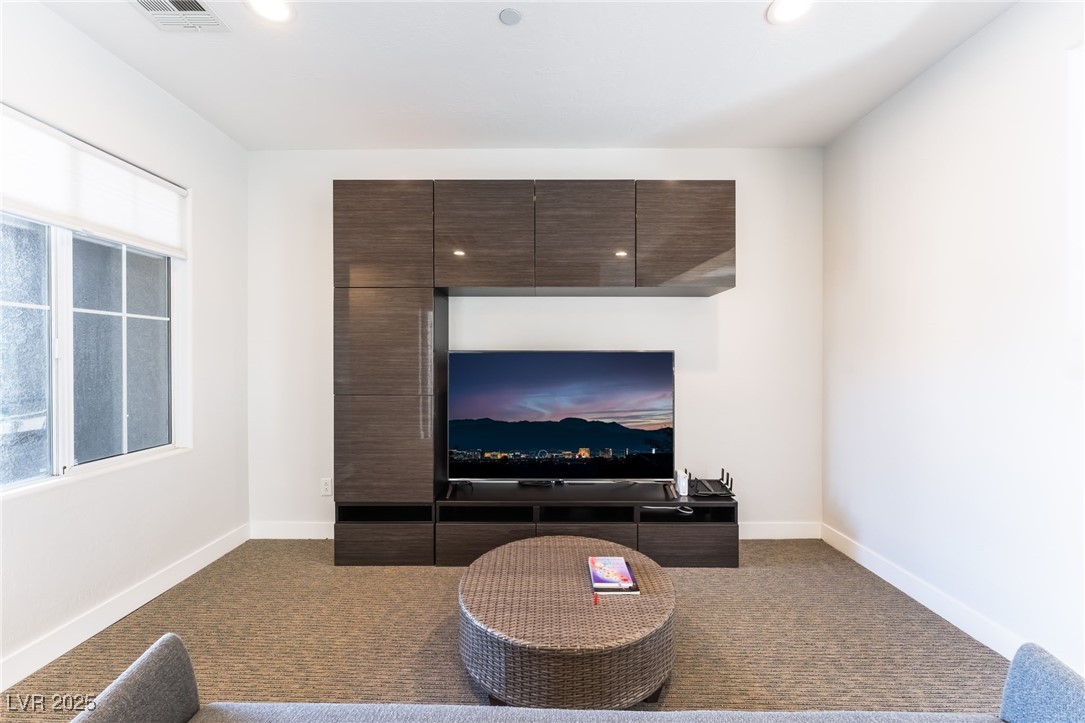 6868 Sky Pointe Drive, Unit 2021 Las Vegas, NV 89131 - Photo 9 of 34