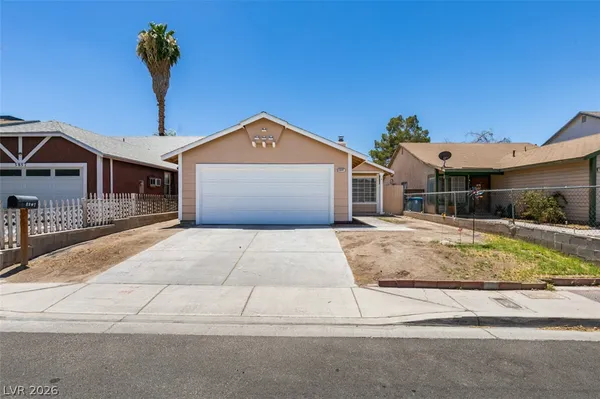 $1,550 | 5847 Alcott Avenue, Las Vegas, NV 89142