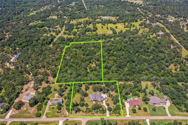 $1,295,000 | 10682 Commonwealth Drive, Iola, TX 77861